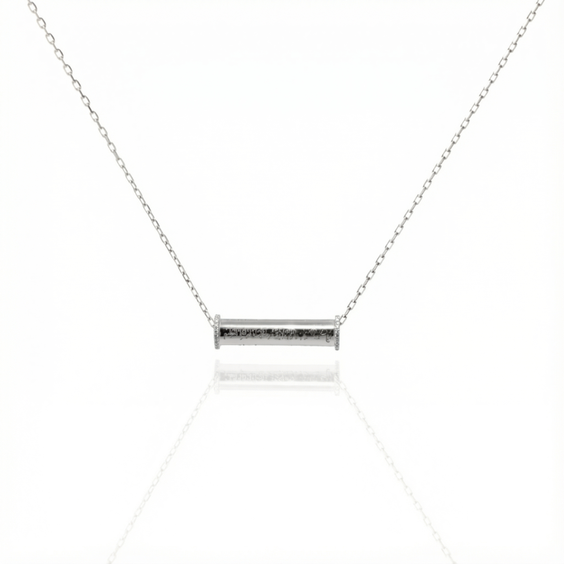 Zeeana Engraving Diamond Necklace