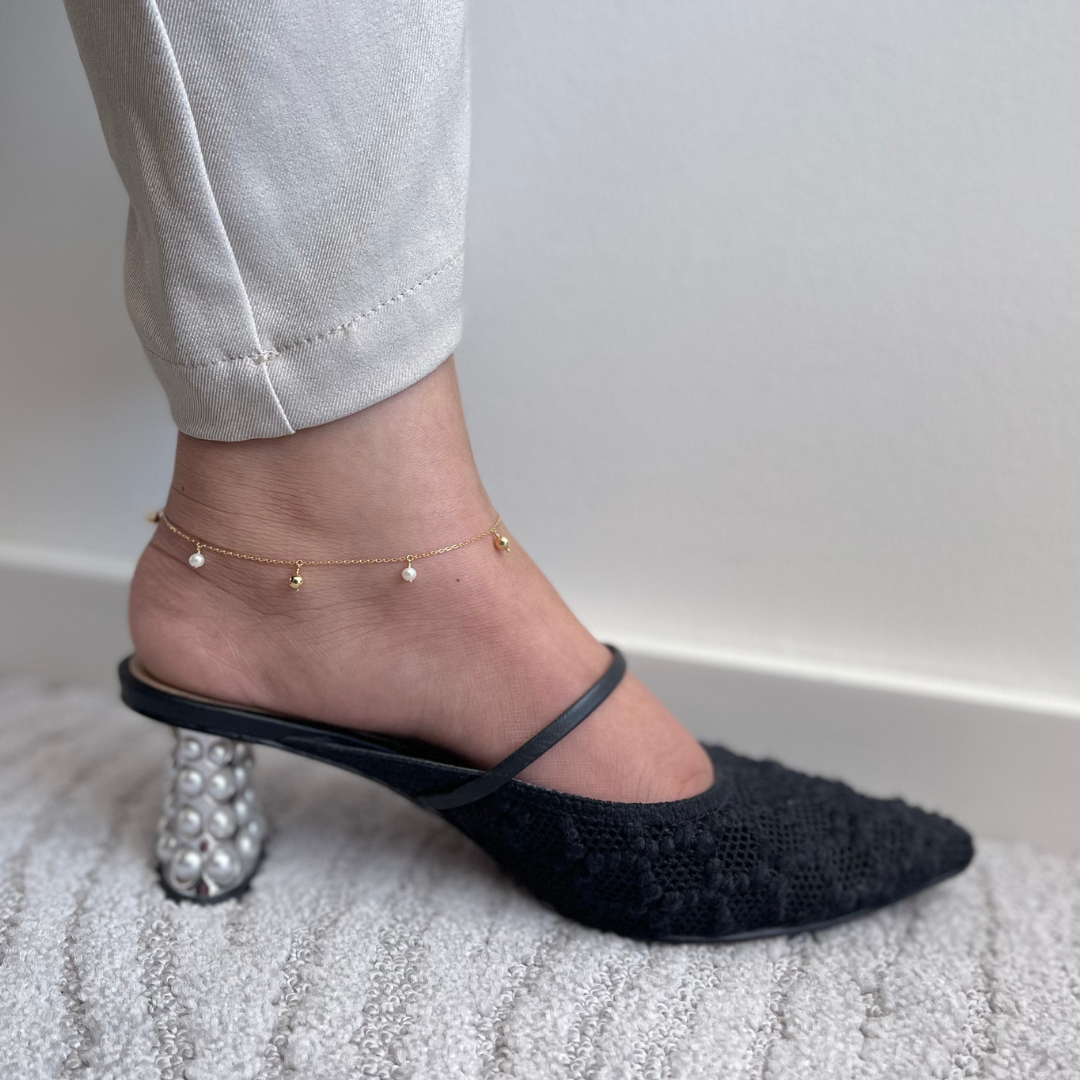 Timeless essentials Pearl Drops Anklet - PieceOfYou