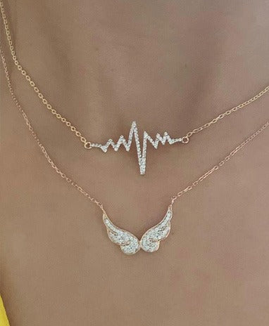 Timeless essentials Angel Wings Necklace