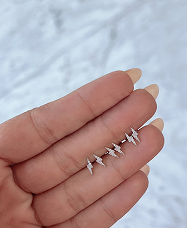 Timeless essentials Lightning Ear Studs