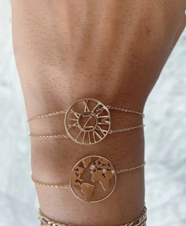 Zeeana Round Date Gold Bracelet