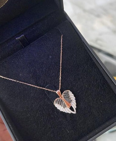 Luxury edit Openable Wings Necklace
