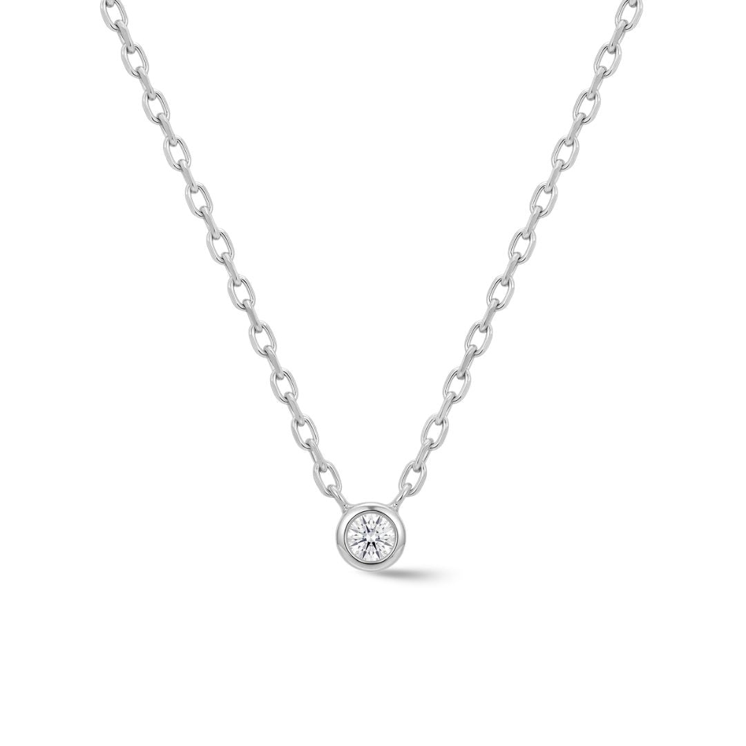 Timeless essentials Single Solitaire Necklace