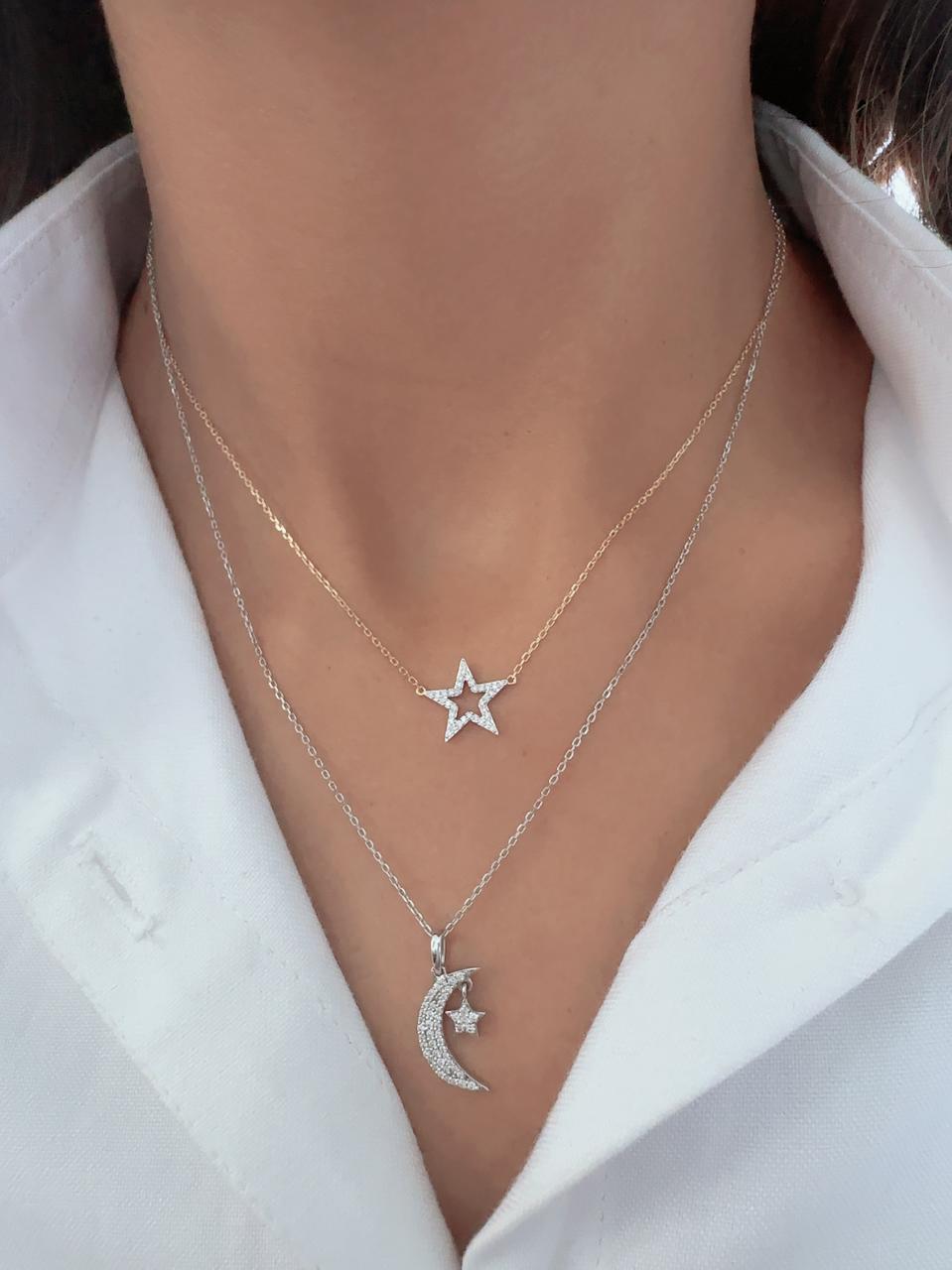 Timeless essentials Star and Moon Necklace