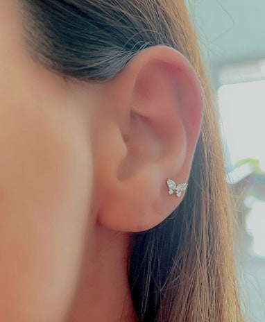Timeless essentials Butterfly Helix Piercing