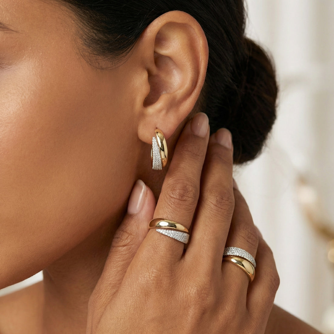 Amara Claw Hoops