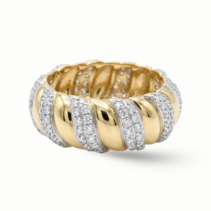 Luxury Edit Spiral Diamond Ring