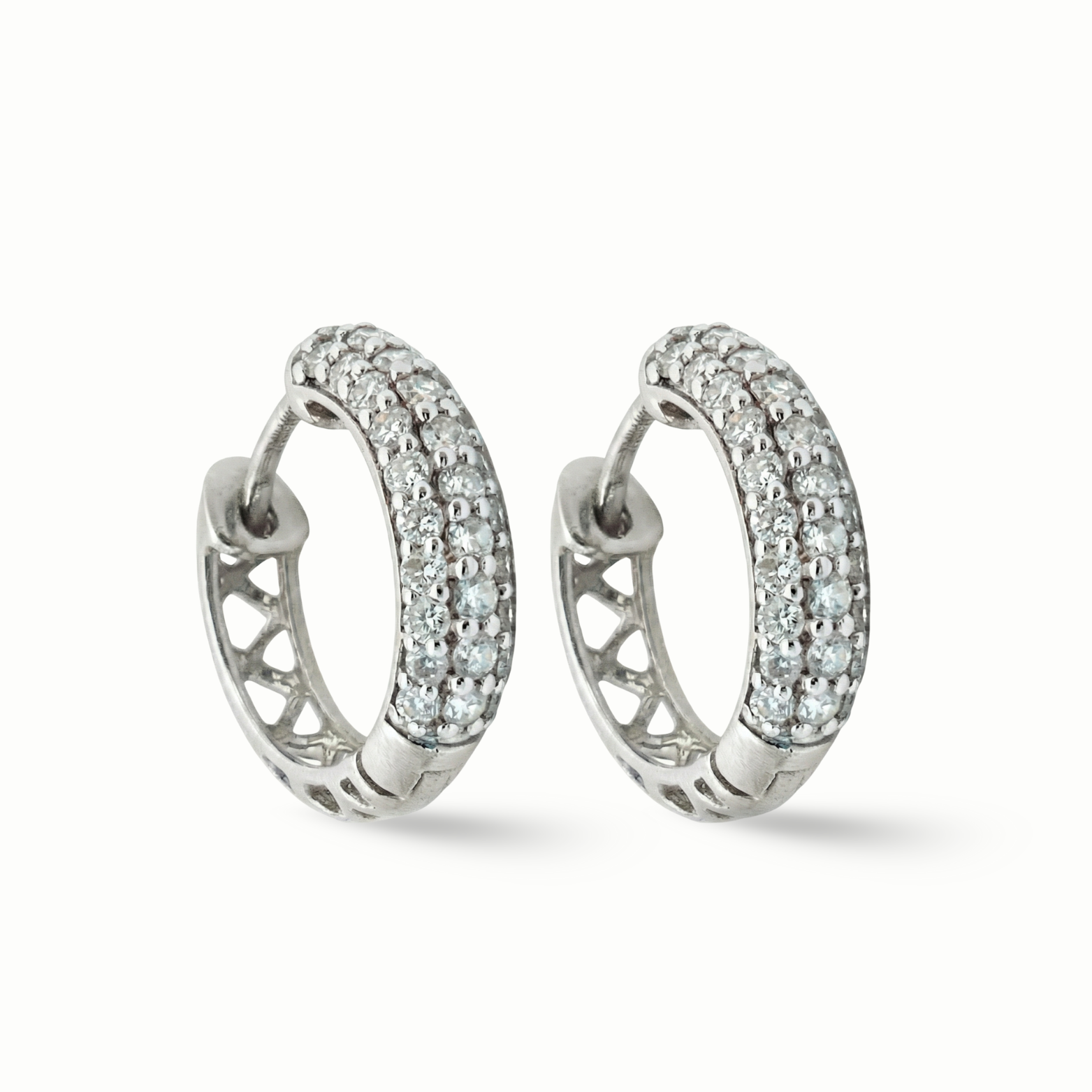 Timeless essentials Statement 3 Style Diamond Huggies