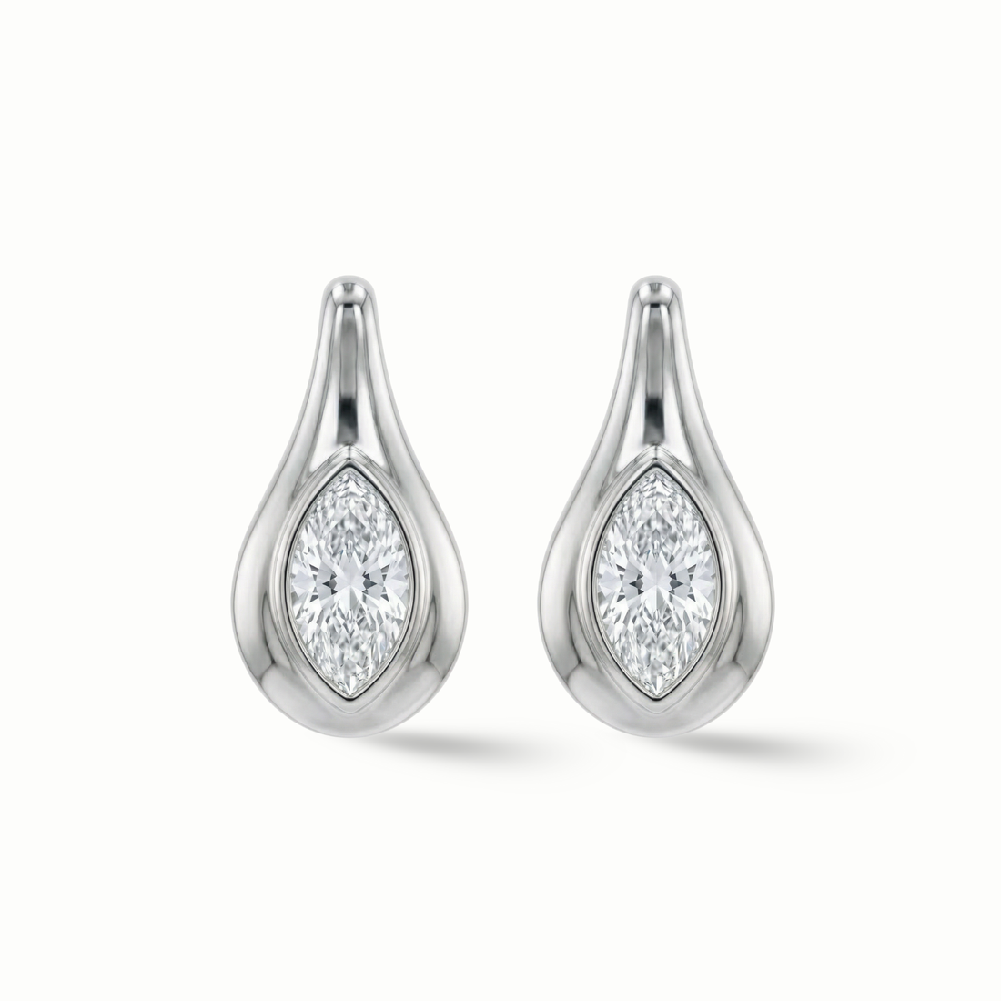 Amara Droplet Soliatire Huggies