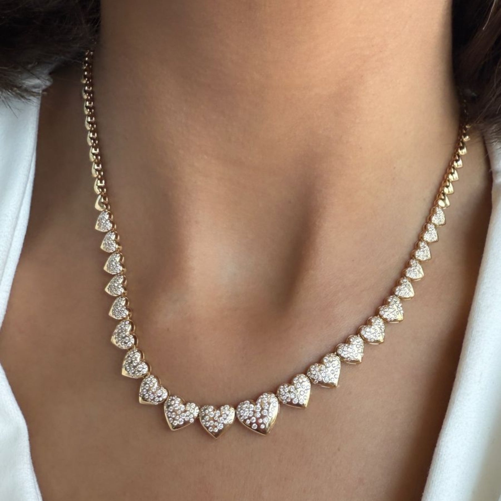 Luxury edit Hearts Necklace